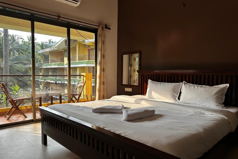 Deja Blue 3BHK Apartment With Common Pool - Arpora